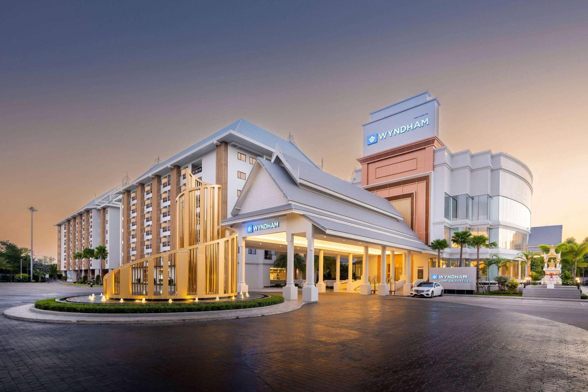 Wyndham Jomtien Pattaya Ξενοδοχείο Na Chom Thian Εξωτερικό φωτογραφία