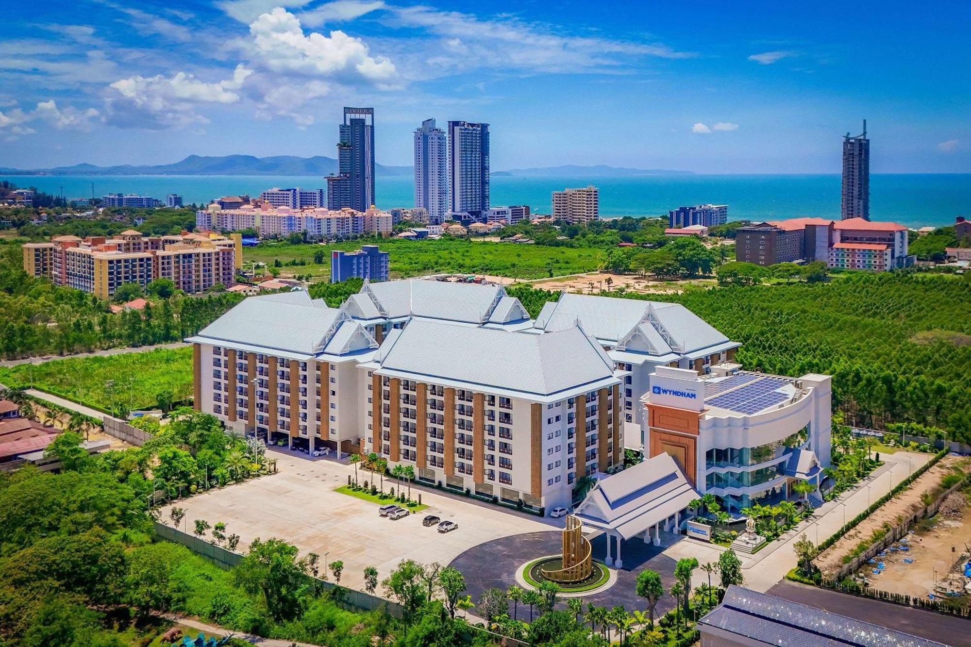 Wyndham Jomtien Pattaya Ξενοδοχείο Na Chom Thian Εξωτερικό φωτογραφία