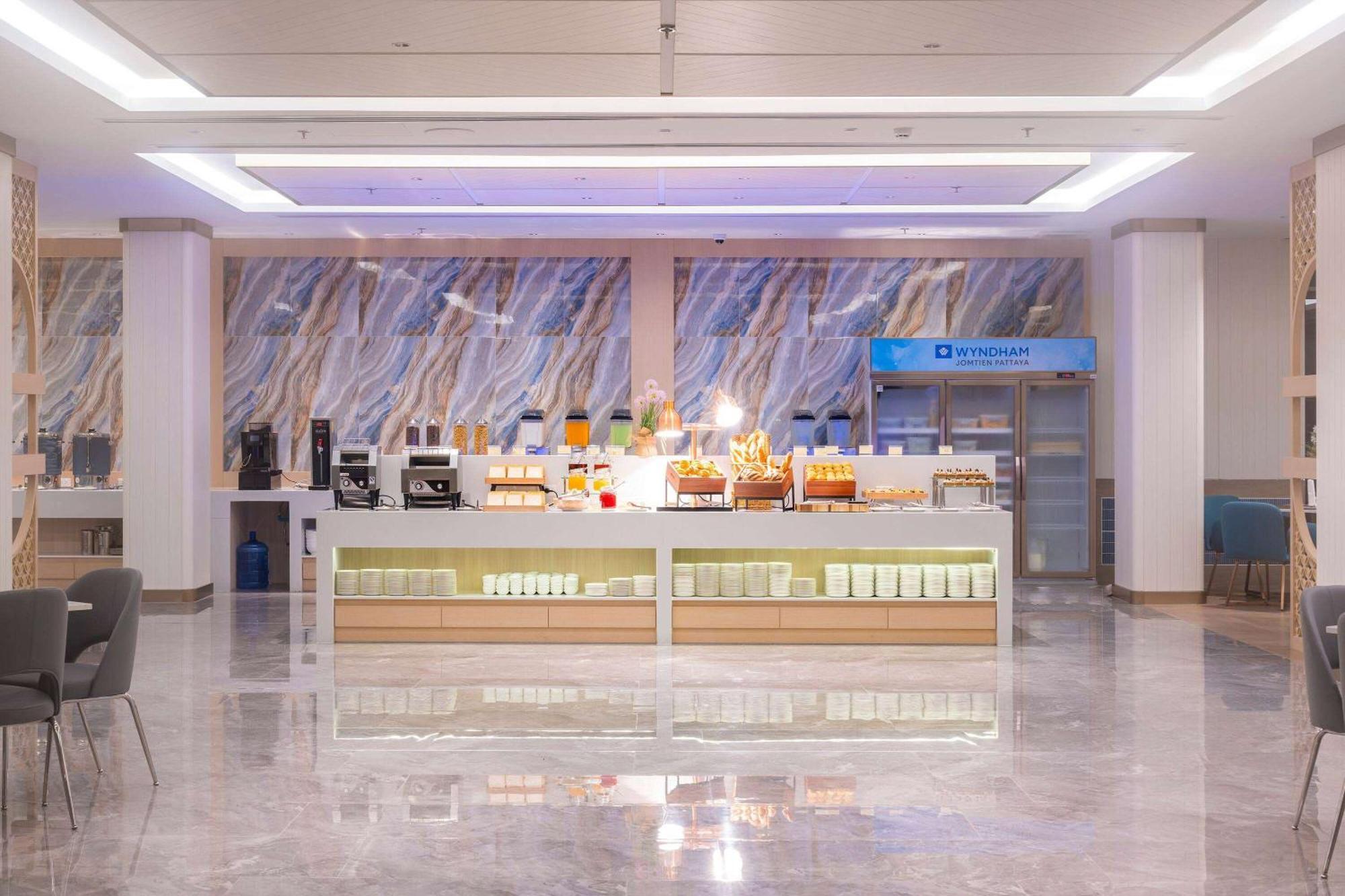 Wyndham Jomtien Pattaya Ξενοδοχείο Na Chom Thian Εξωτερικό φωτογραφία