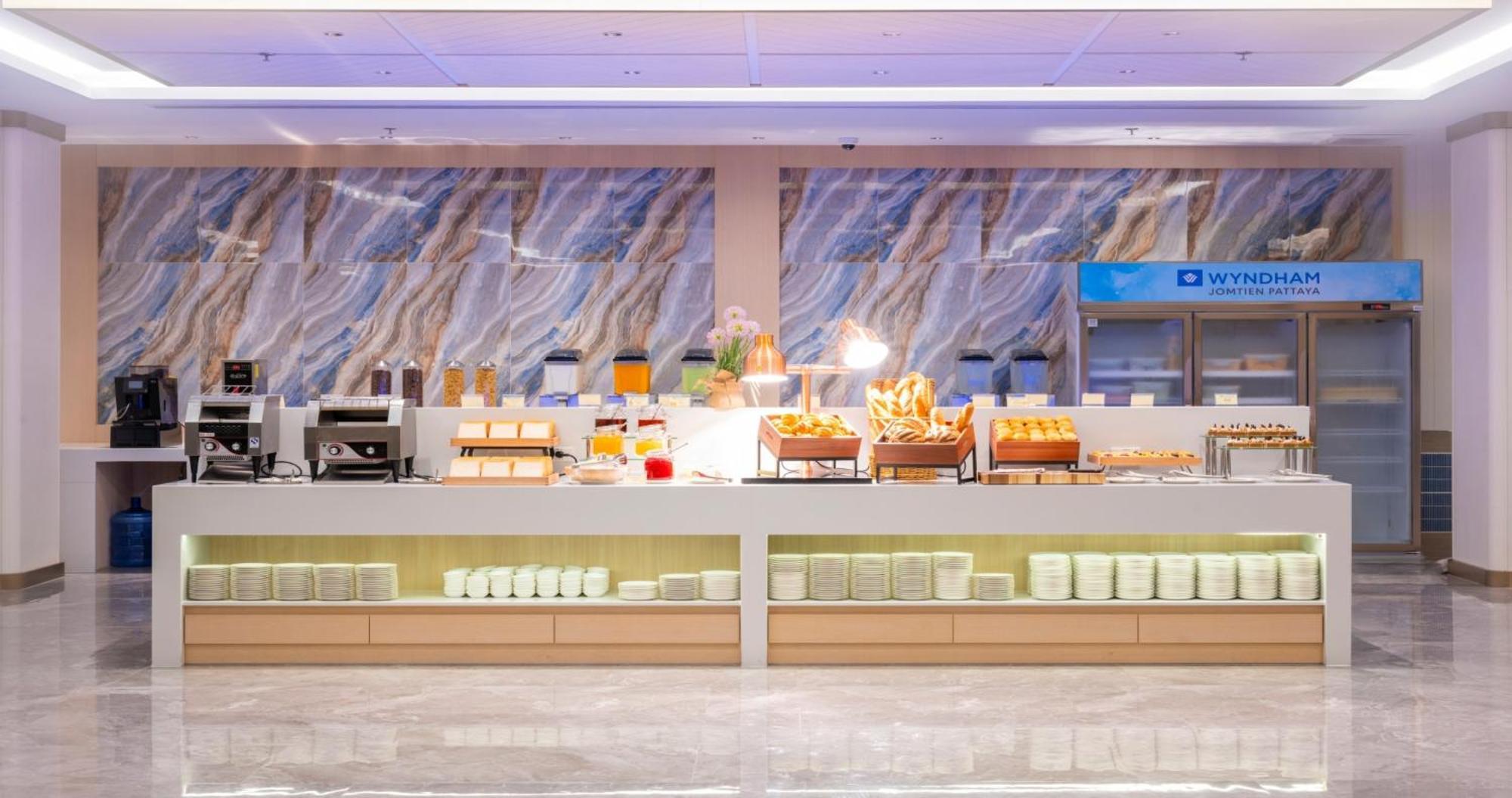Wyndham Jomtien Pattaya Ξενοδοχείο Na Chom Thian Εξωτερικό φωτογραφία
